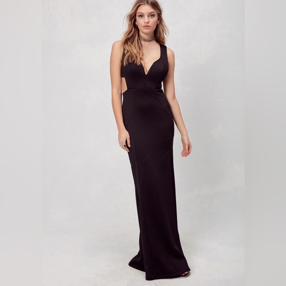 Black formal dress - Picture 2 of 7